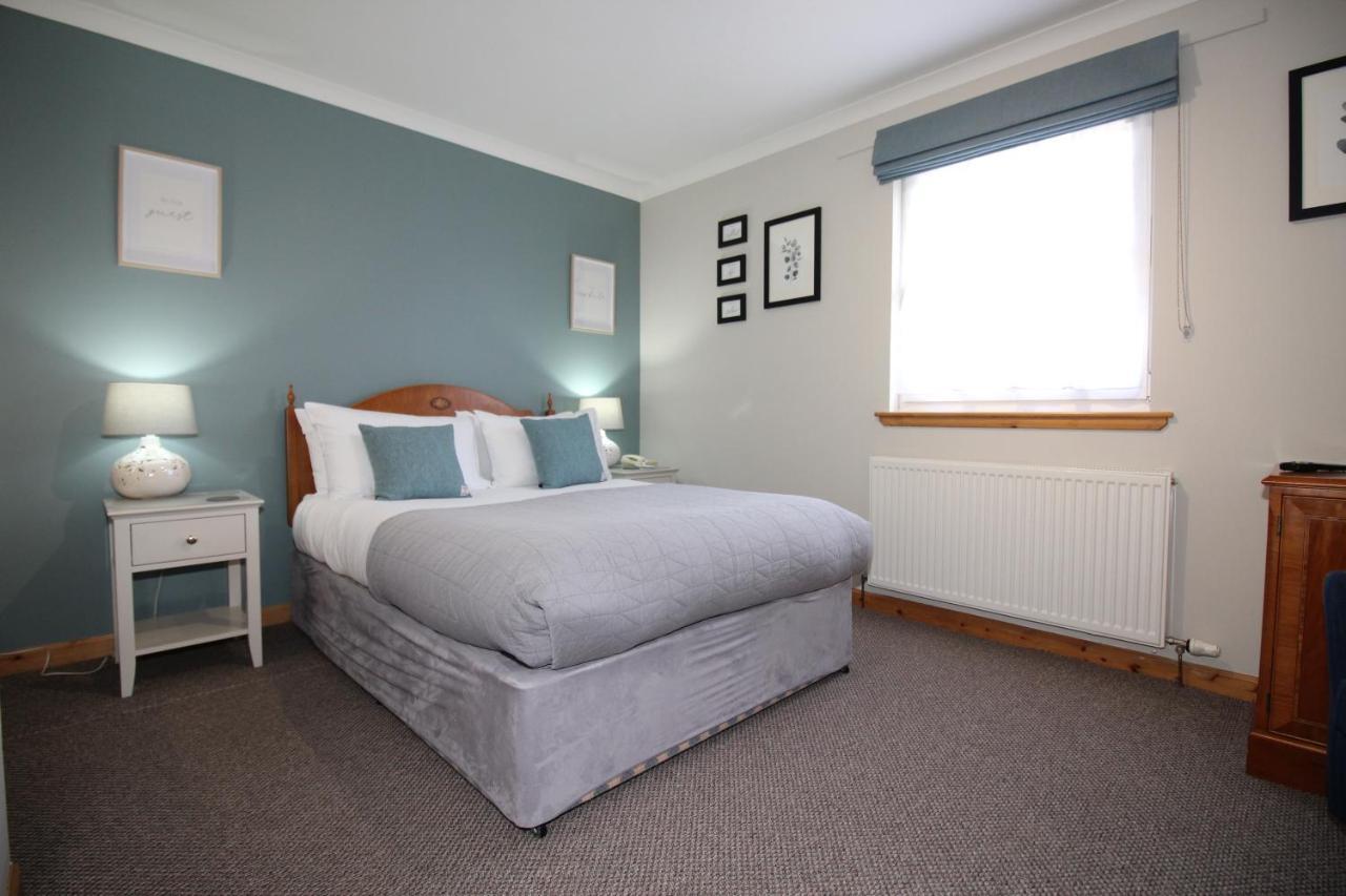 Temple View Hotel Carinish ภายนอก รูปภาพ