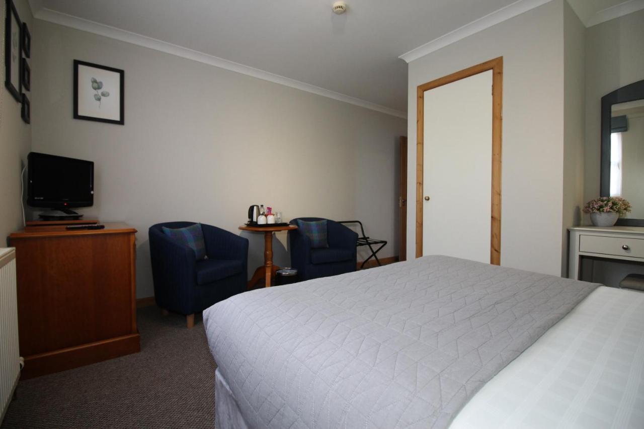 Temple View Hotel Carinish ภายนอก รูปภาพ